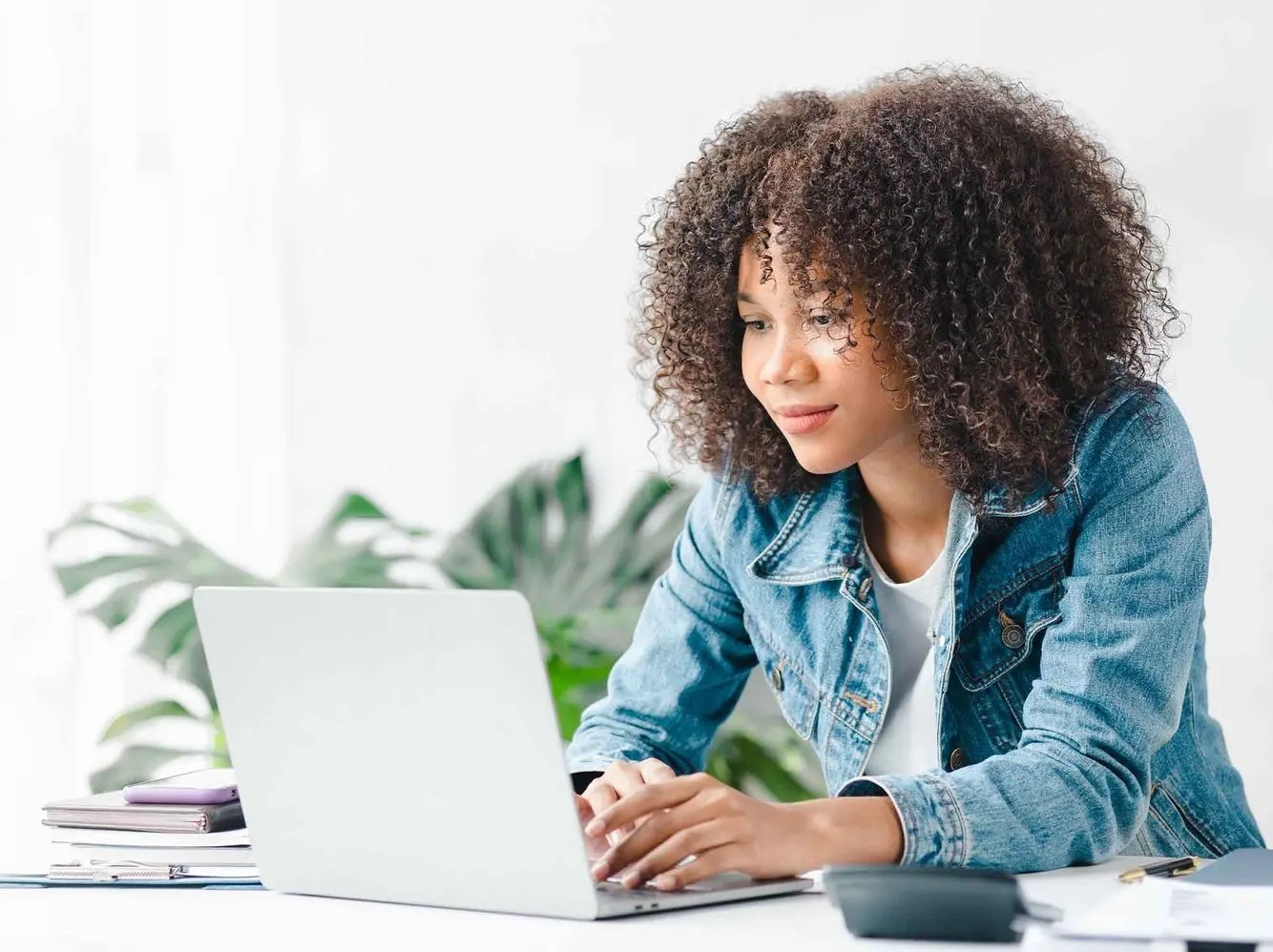 woman with computer